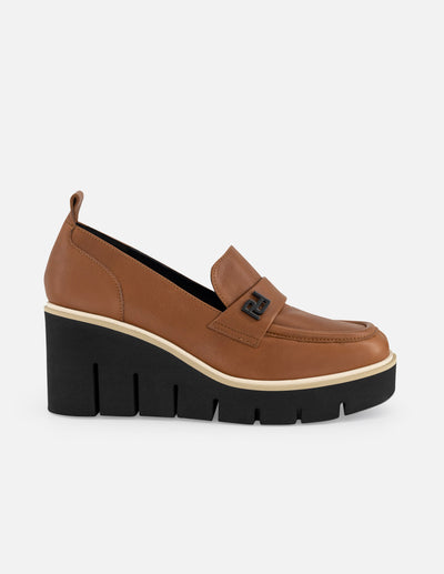 Mocasines color cuero piel para mujer suela ligera