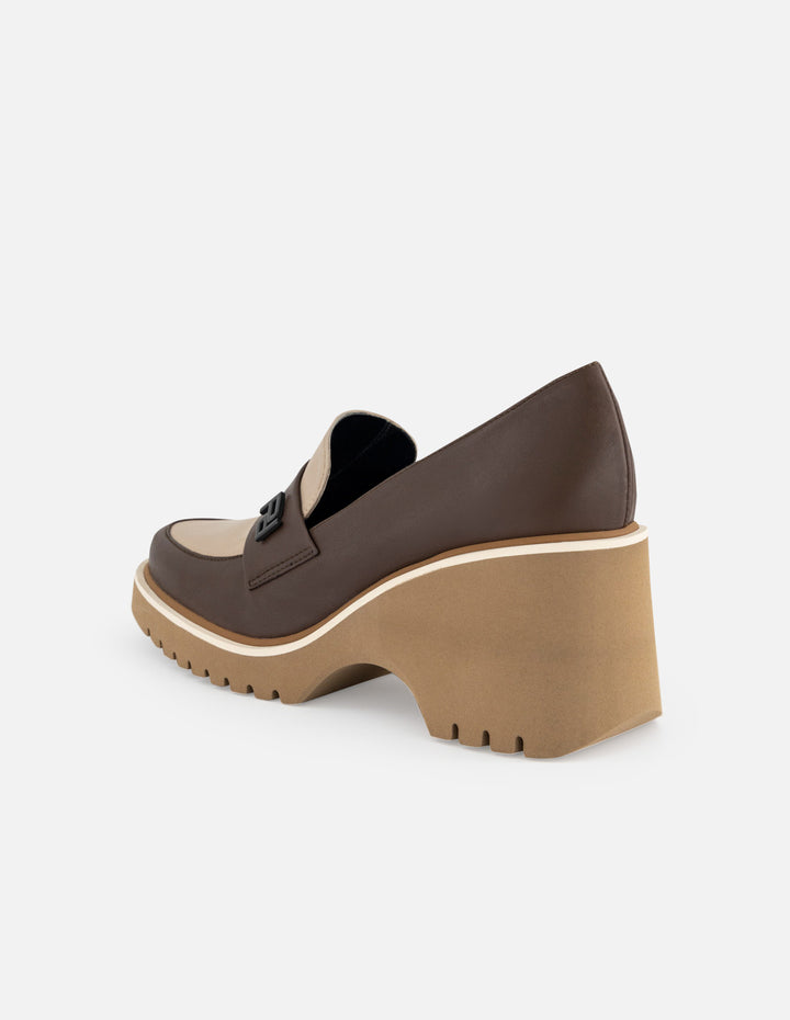 Mocasines café piel para mujer suela ligera plataforma alta