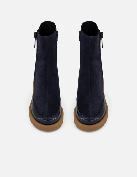 Botines azul ante y charol para mujer cierre decorativo