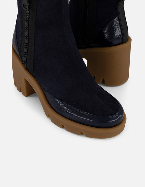 Botines azul ante y charol para mujer cierre decorativo