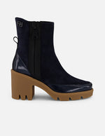 Botines azul ante y charol para mujer cierre decorativo