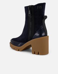 Botines azul ante y charol para mujer cierre decorativo