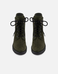 Botines verdes ante para mujer estoperoles decorativos