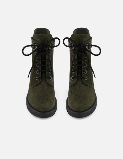 Botines verdes ante para mujer estoperoles decorativos