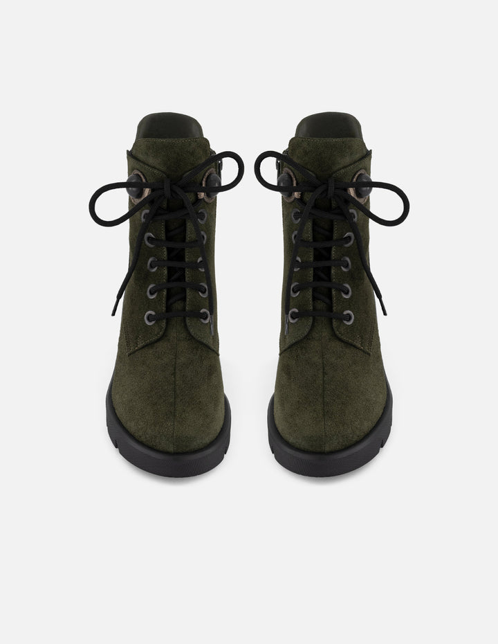 Botines verdes ante para mujer estoperoles decorativos