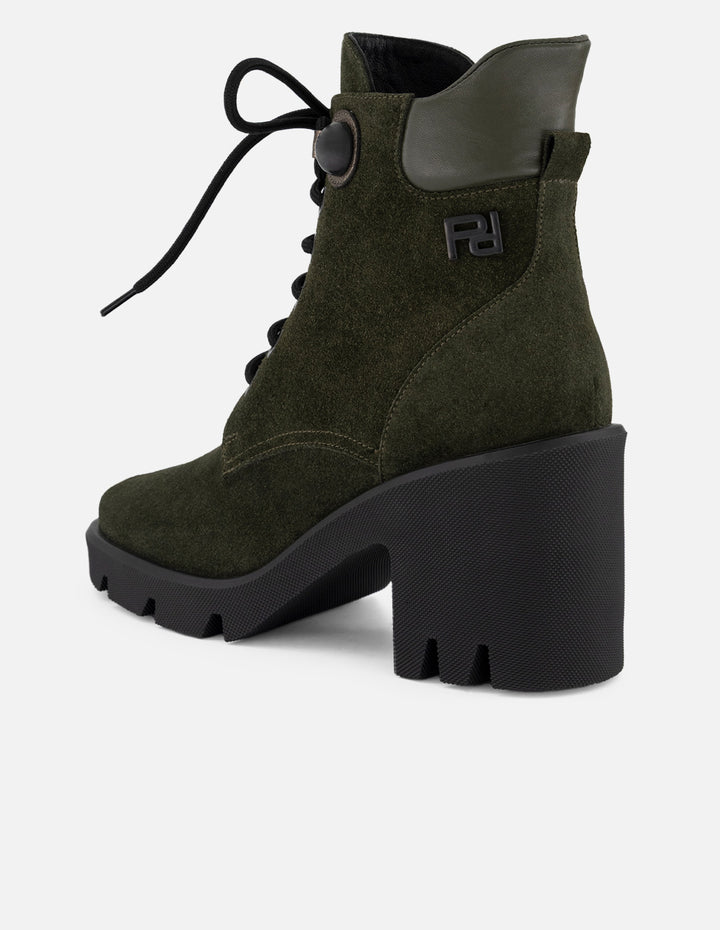 Botines verdes ante para mujer estoperoles decorativos