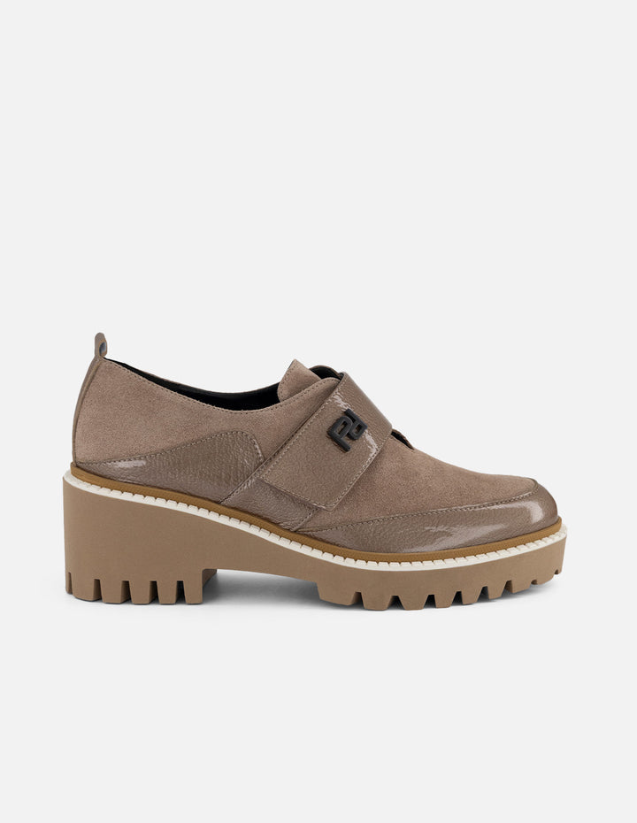 Zapato monk beige ante y charol para mujer charm Pd