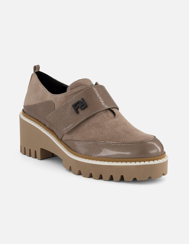 Zapato monk beige ante y charol para mujer charm Pd
