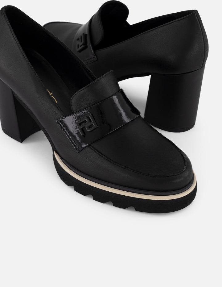 Mocasines negro piel charol para mujer Charm Pd