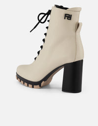 Botines blancos piel bombeada para mujer con suela track