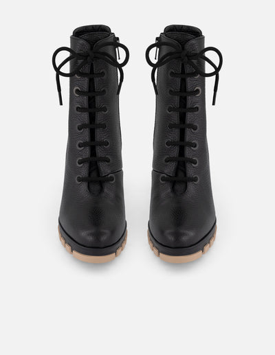 Botines negros piel bombeada para mujer con suela track