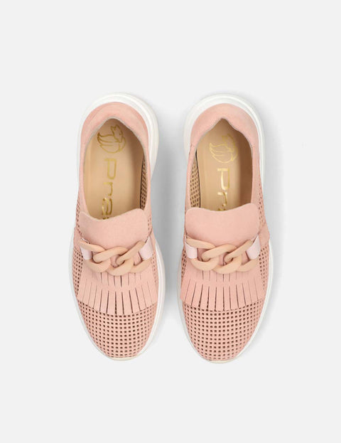 Tenis en piel ante con picado en color nude