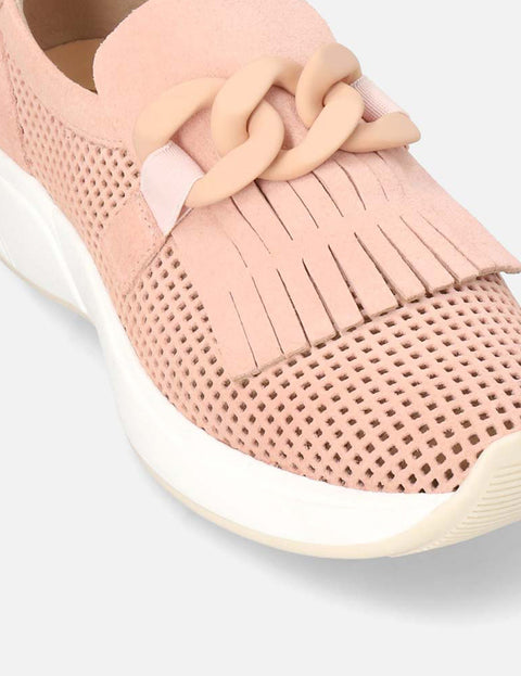 Tenis en piel ante con picado en color nude
