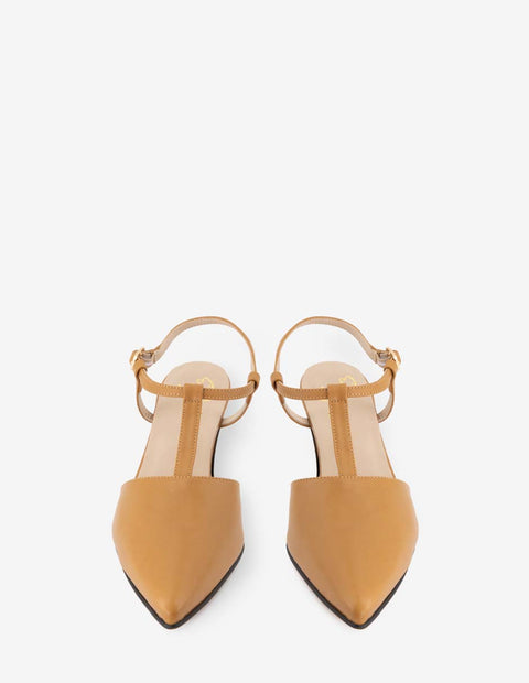 Zapatilla destalonada en piel napa color cuero para mujer