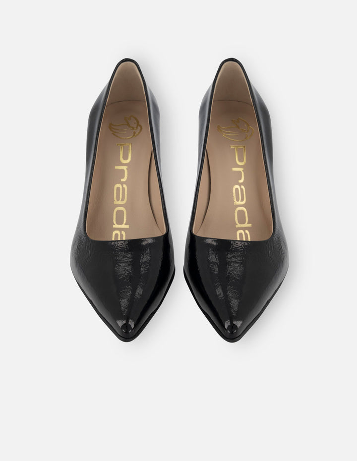 Zapatilla de piel charol color negro para mujer