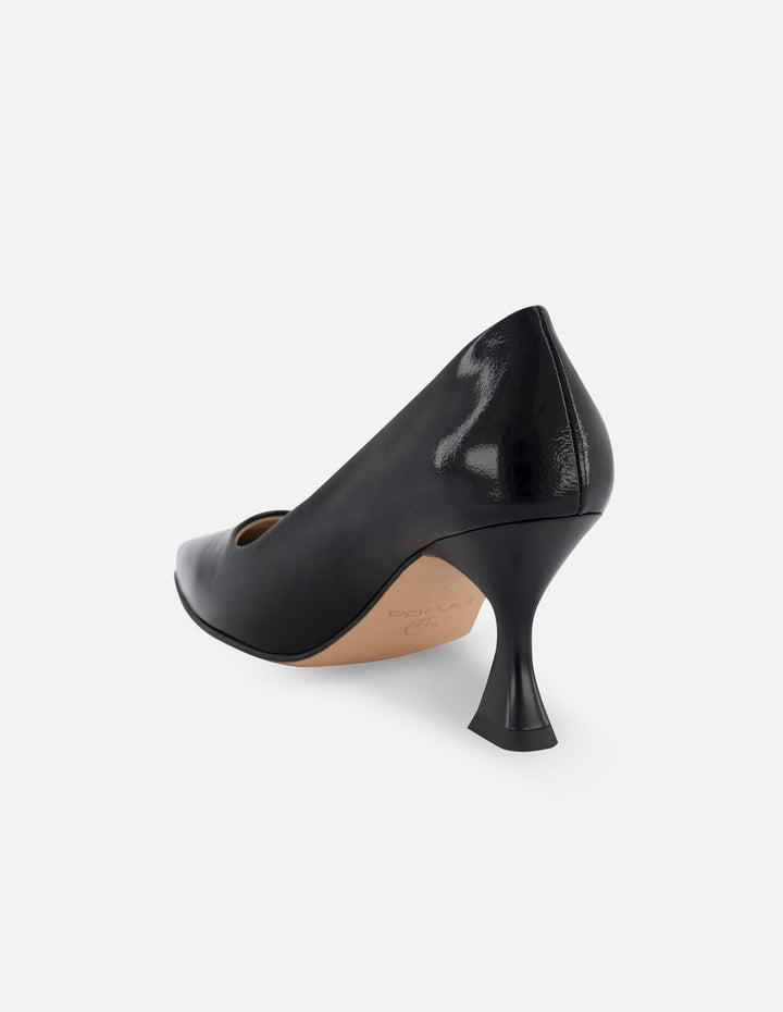 Zapatilla de piel charol color negro para mujer