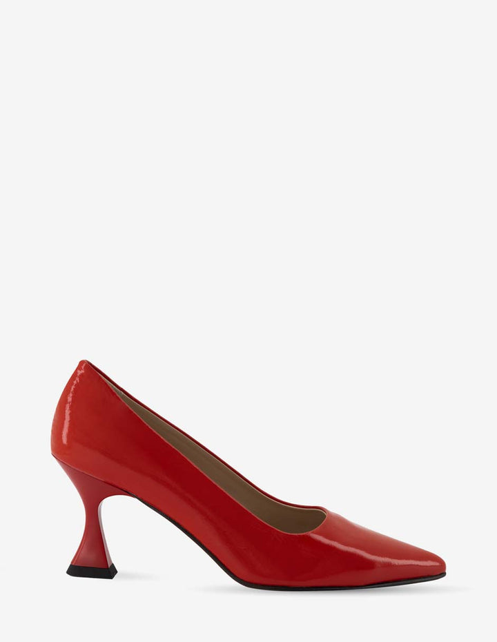 Zapatilla de piel charol color rojo para mujer