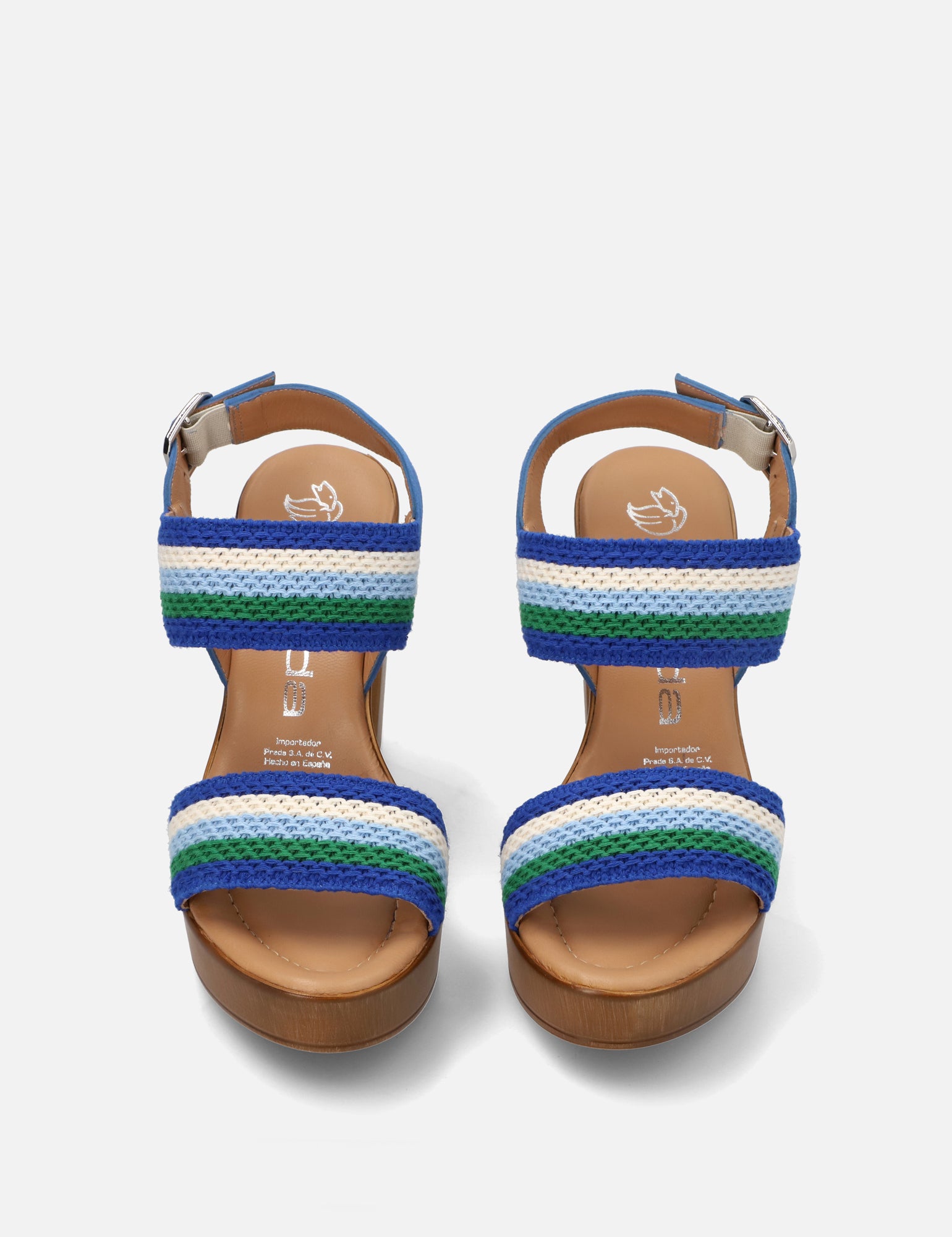 Sandalia con tiras apariencia crochet azul