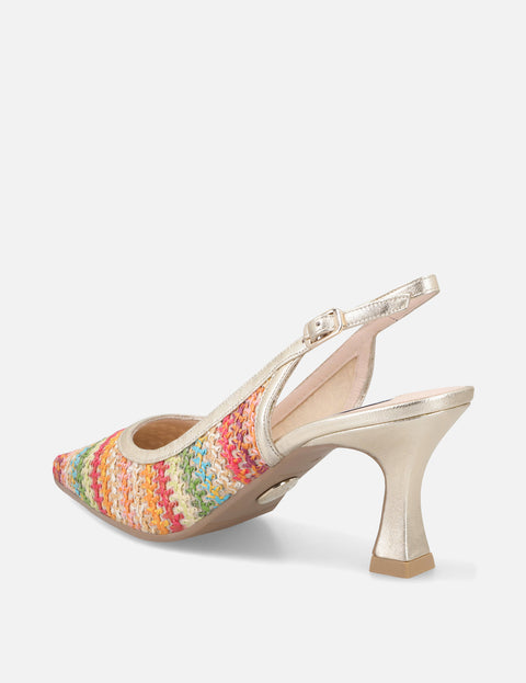 Zapatilla destalonada con pala de textil tipo crochet