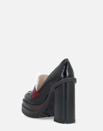 Mocasín en piel charol de bloques de color  para mujer
