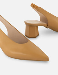 Zapatilla destalonada de piel color cuero para mujer