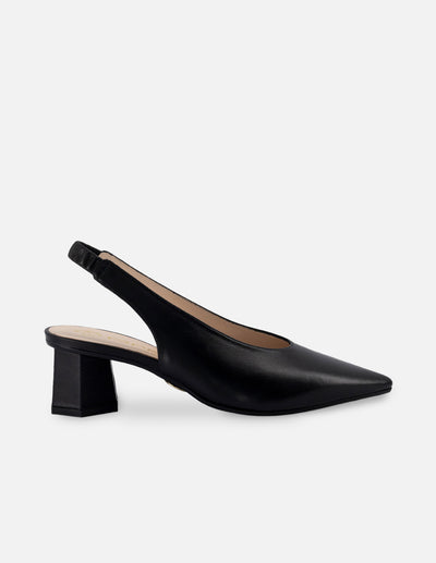 Zapatilla destalonada de piel color negro para mujer