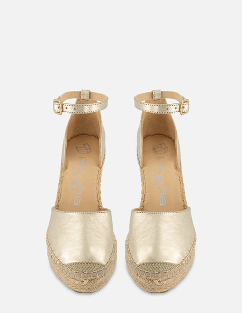 Alpargata en piel metalizada color dorado para mujer