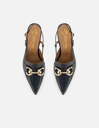 Zapatilla destalonada de charol color azul para mujer con hebillas color dorado