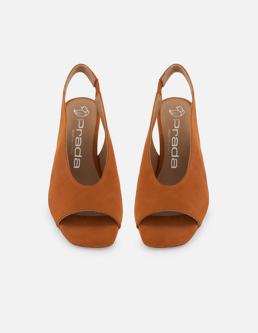 Sandalia de piel ante color teja para mujer con tacón tipo madera