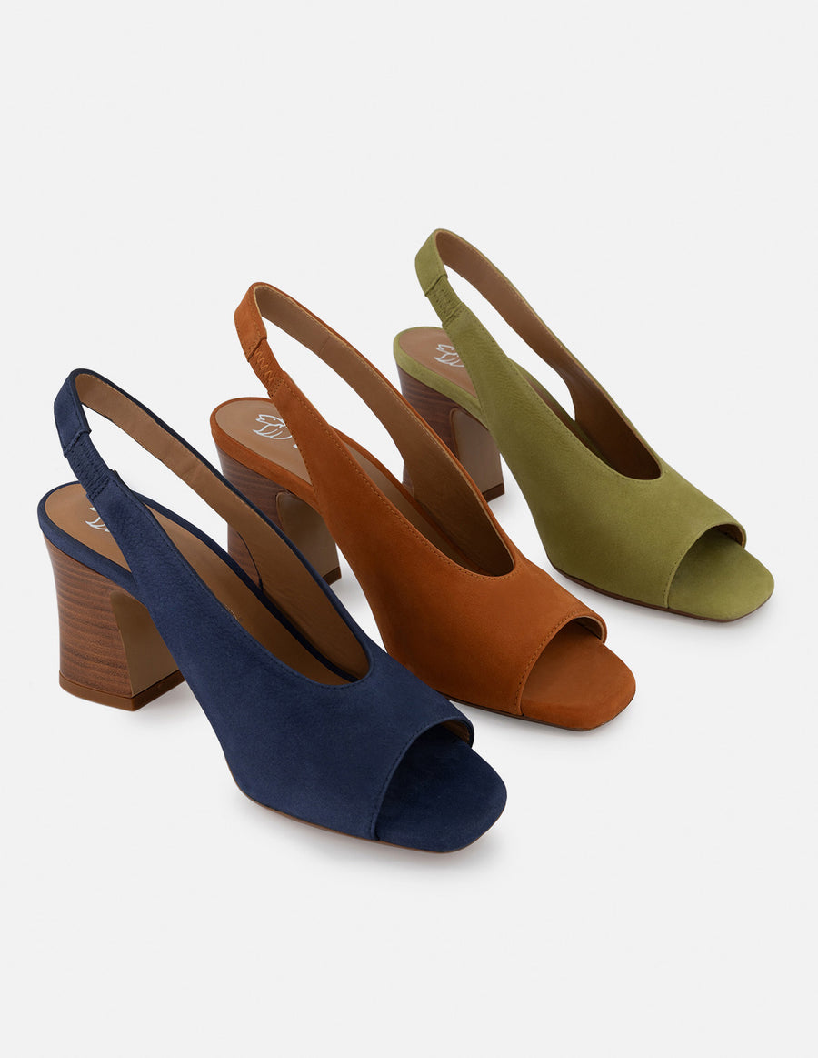 Sandalia de piel ante color teja para mujer con tacón tipo madera