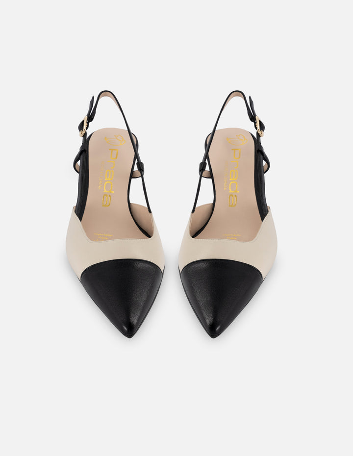 Zapato destalonado de piel color blanco con contraste en negro para mujer con tacón