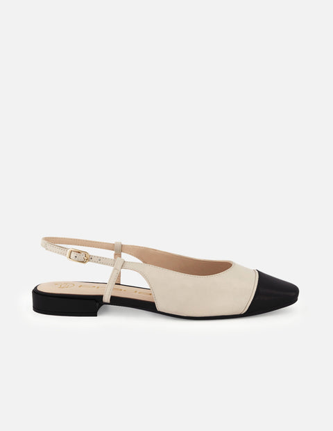 Zapato destalonado de piel color blanco con contraste en negro para mujer
