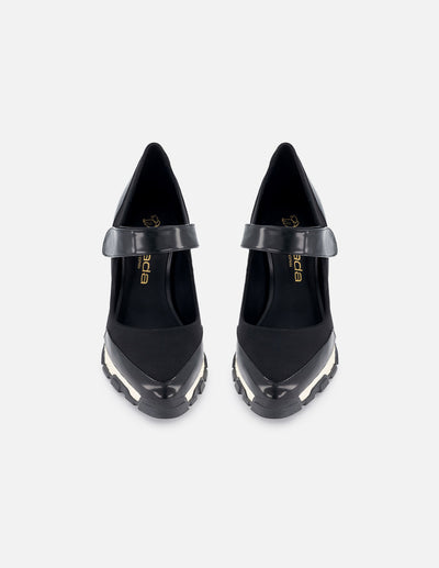 Zapatilla tipo mercedes de lycra para mujer en color negro con pulsera