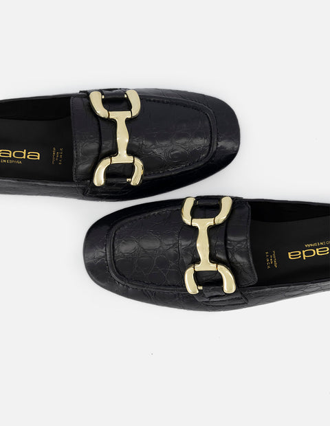 Mocasín de piel para mujer con grabado tipo coco color negro