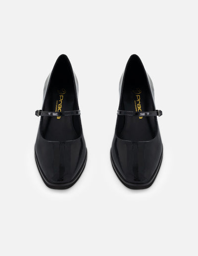 Mercedes color negro de charol para mujer con silueta tipo mary jane