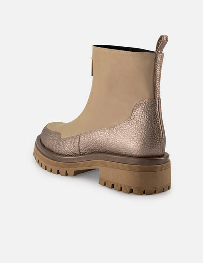 Botines color beige piel para mujer con piel metalizada color dorada