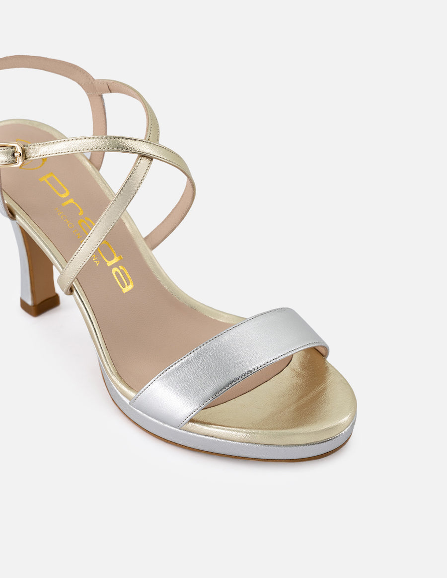 Sandalia de piel metalizada para mujer multicolor