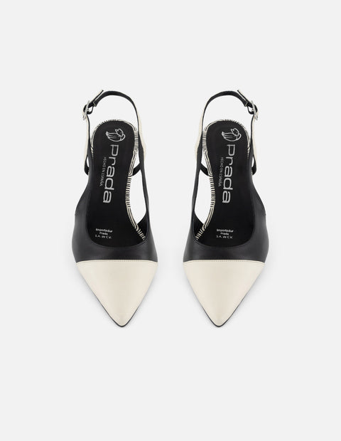 Zapatilla bicolor en piel para mujer con estampado laberinto