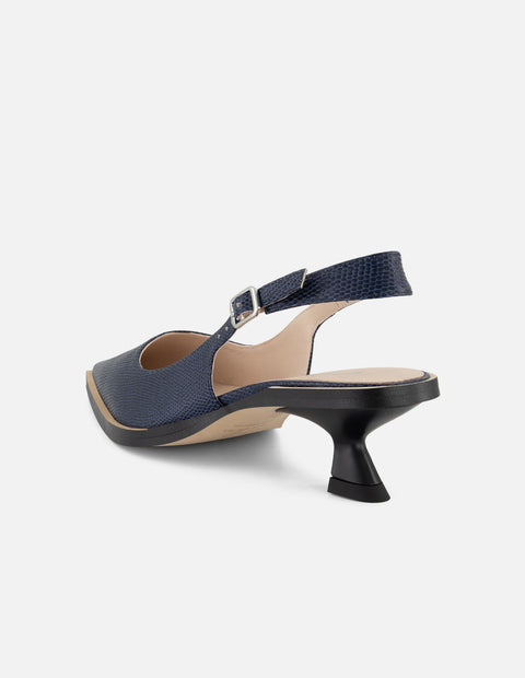 Zapatilla azul en piel tipo tejus para mujer con tacón bajo