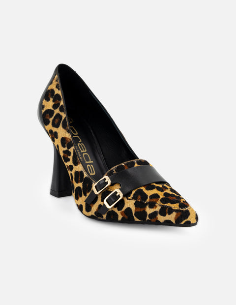 Mocasines animal print pelo de mujer con detalle color dorado