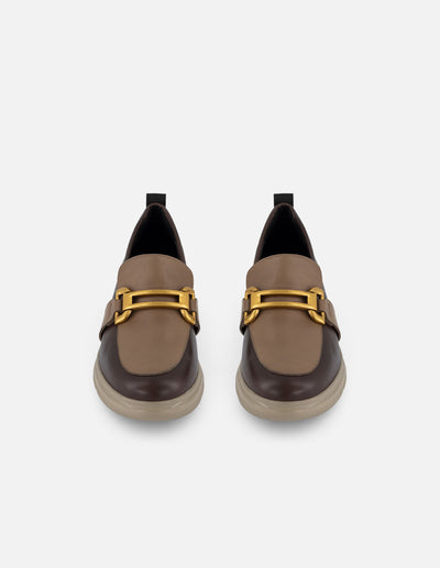 Mocasines beige piel para mujer banda dorada ligera