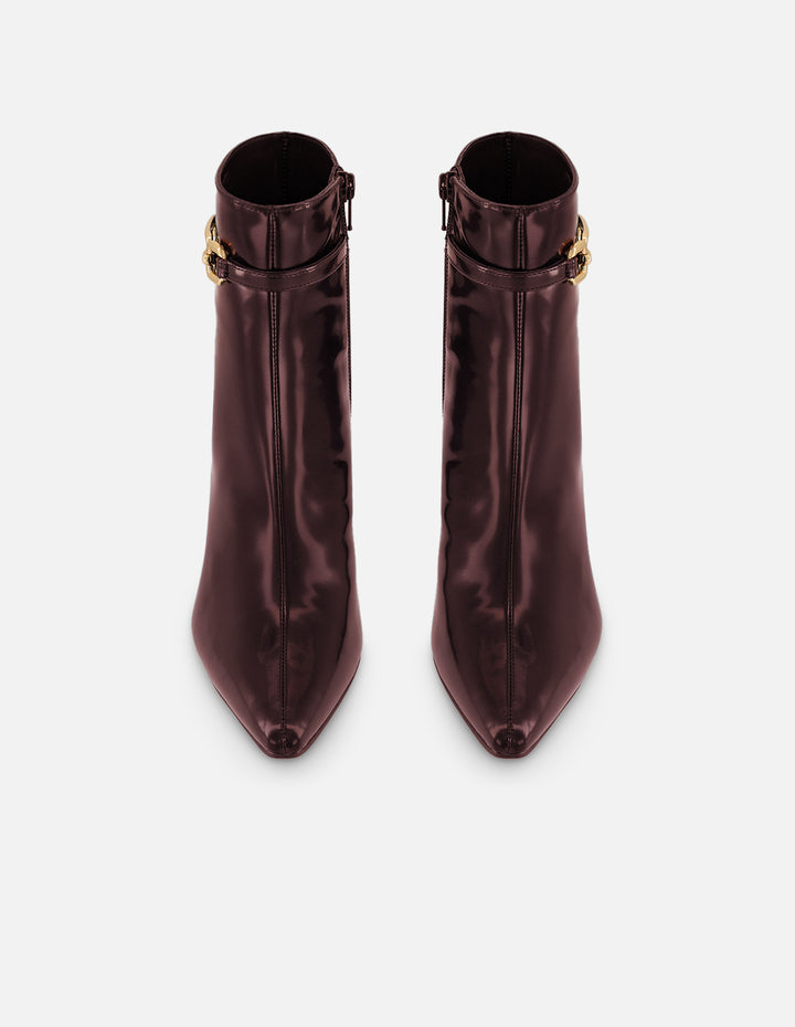 Botines vino piel vegana para mujer con cinta al tono