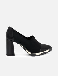 Zapatilla negra en lycra para mujer con suela bicolor