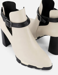 Botín blanco piel de mujer detalle bicolor