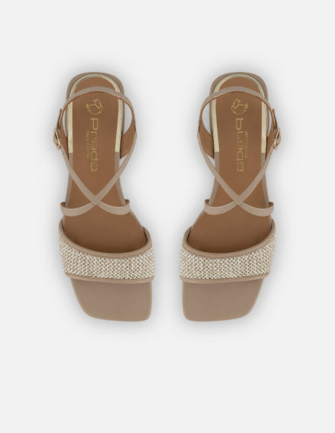 Sandalias beige piel vegana para mujer con yute y hebilla dorada