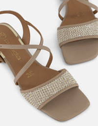 Sandalias beige piel vegana para mujer con yute y hebilla dorada