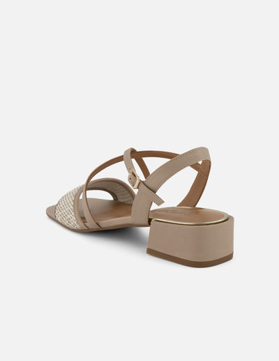 Sandalias beige piel vegana para mujer con yute y hebilla dorada