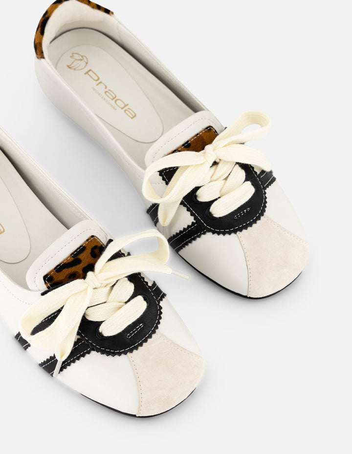 Balerina animal print en talón para mujer en piel con contraste