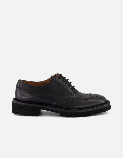 Zapato Oxford negro piel para mujer con picado María