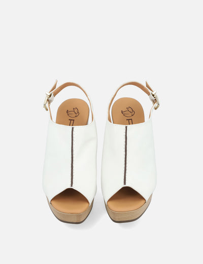 Zueco de piel para mujer color hueso con plataforma tipo madera